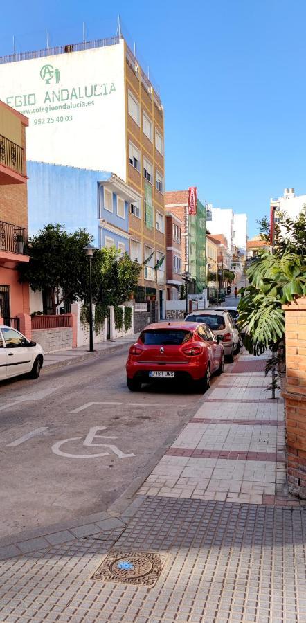 Apartment With Private Rooftop And Cinema Room Malaga Exterior photo